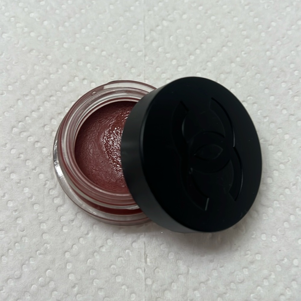 Chanel Red Camelia Lip and Cheek- 3 Vital Beige